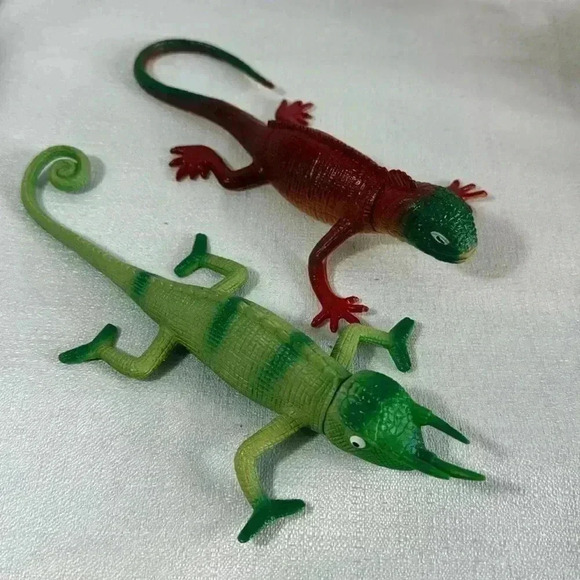 LIZARDS- Kids toys plastic lizards 7-9" LOT of 2‎ toys - Picture 1 of 4